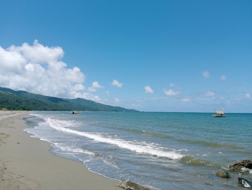 Dolo Beach, San Jose, Camarines Sur, Philippines